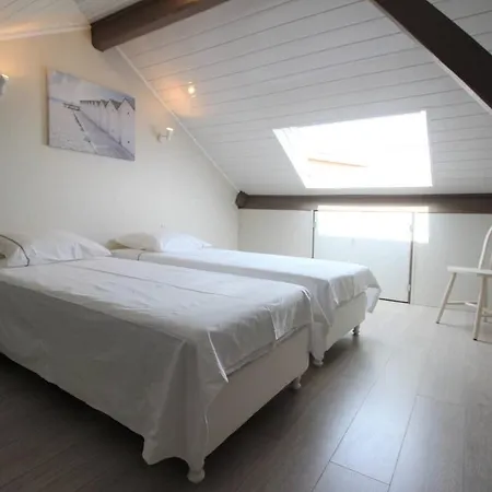 Beau Et Spacieux Duplex, T3, Calme Apartment